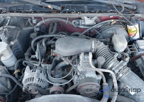 2002 Chevrolet S Truck S10 z USA, uszkodzony, nr VIN 1GCDT13W52K186107